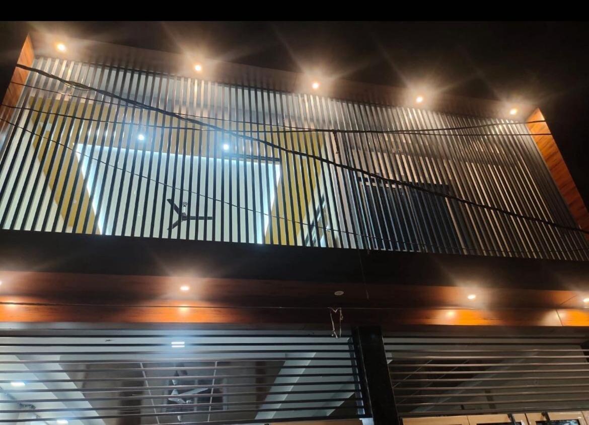 Hotel O Home Aditya Inn Suits Homestay Ayodhya 外观 照片